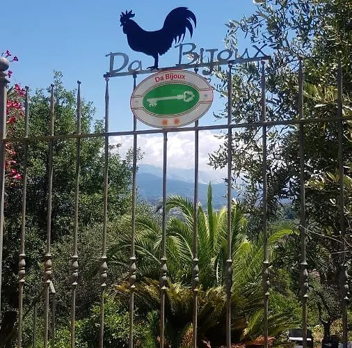 Da Bijoux Pensión 3*